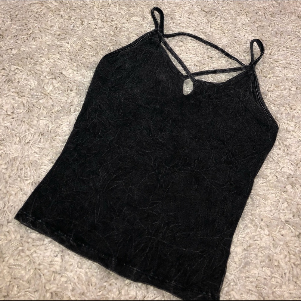 Fashion Nova Crop Top!!